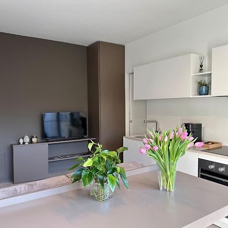 Riva 13 Apartment Lugano Bagian luar foto